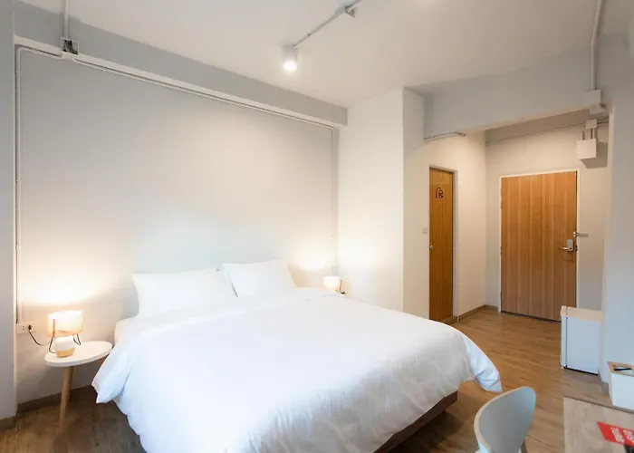 Papa Siriraj 3*